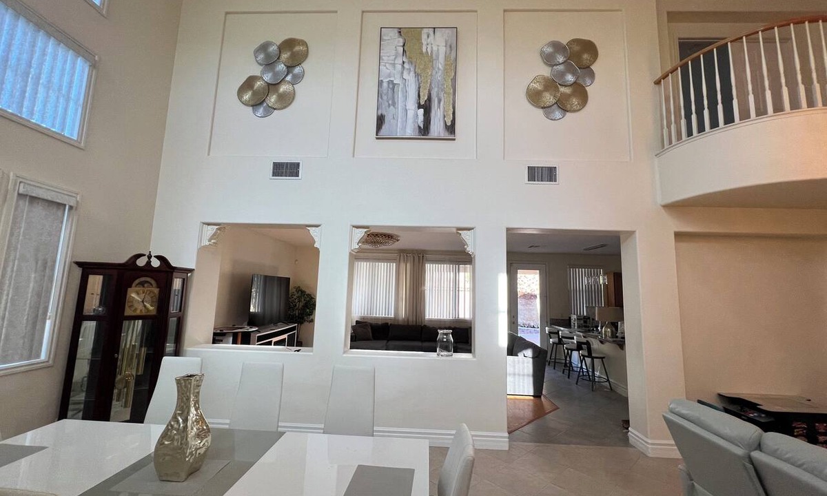 Sovana House | Superb 7-bedroom house in vibrant Las Vegas