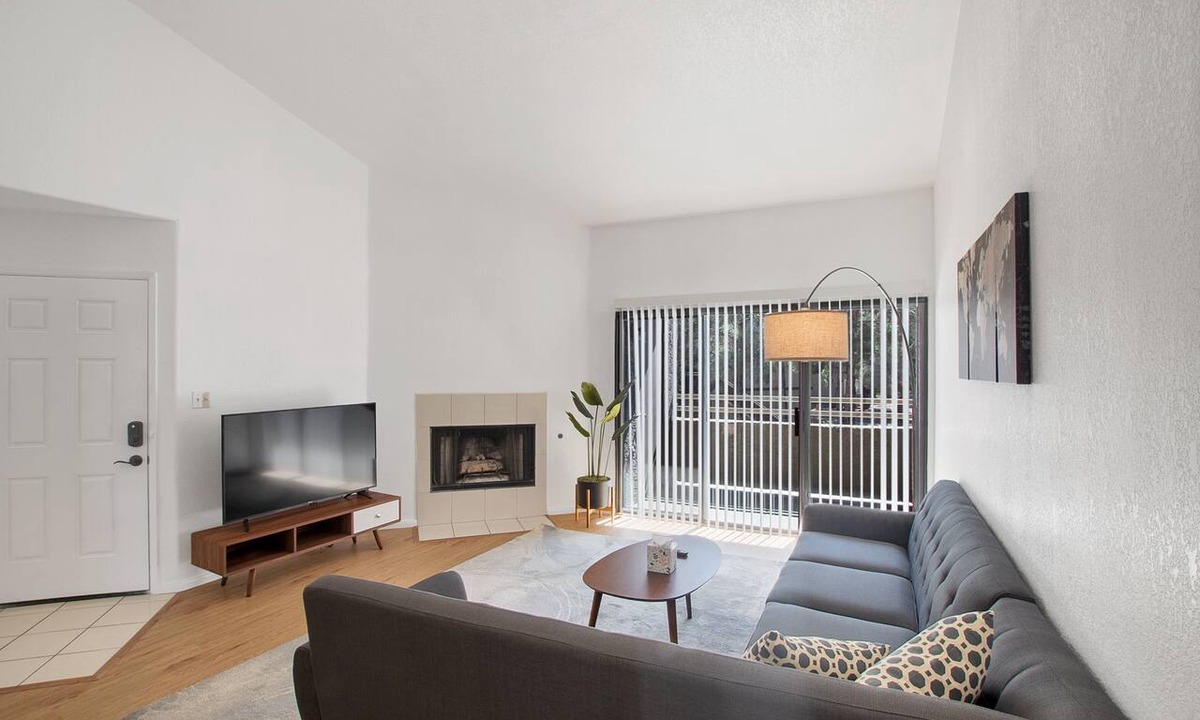 Spring Valley Apartment | Superhost 5 Star ⭐️ Service Spacious 1 Bedroom