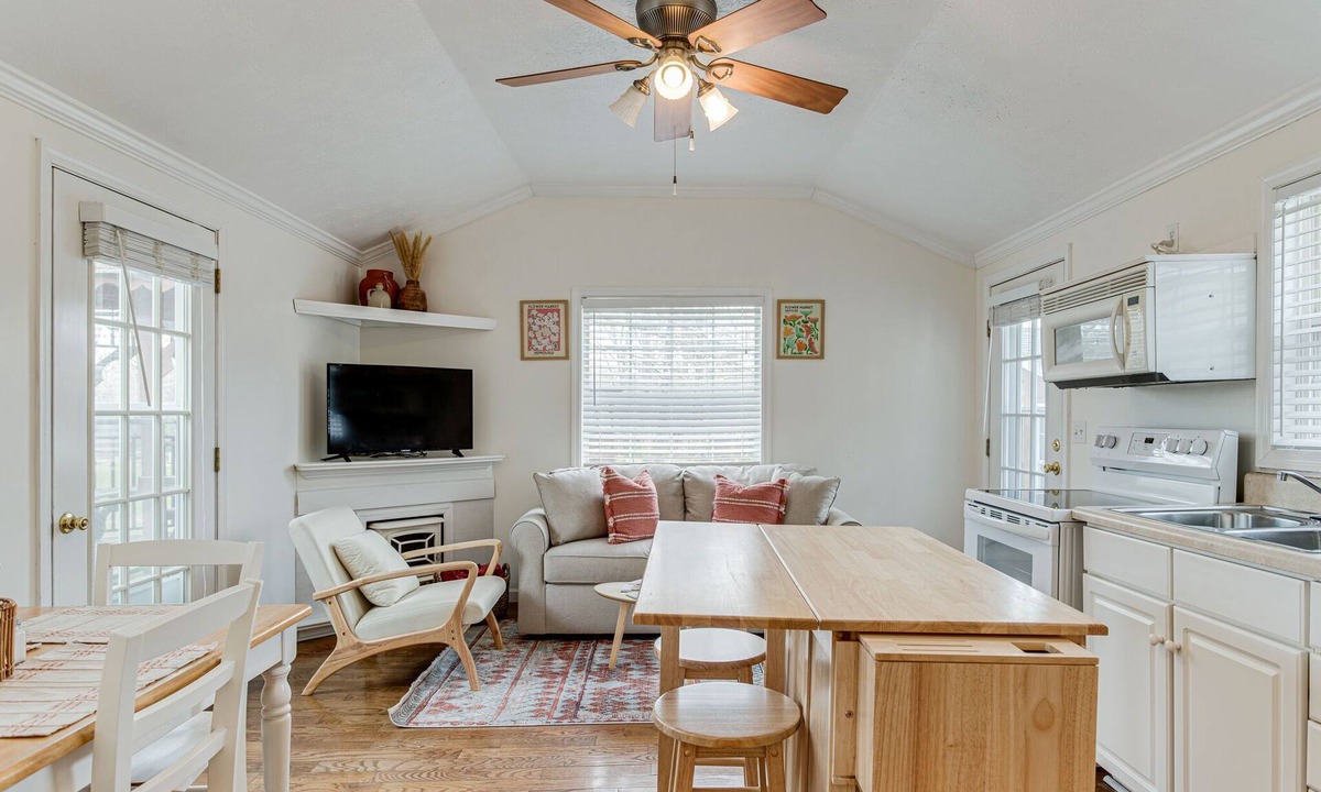 Monteagle Cottage | Take a Trip Down Memory Lane @ Berenstain Cottage!
