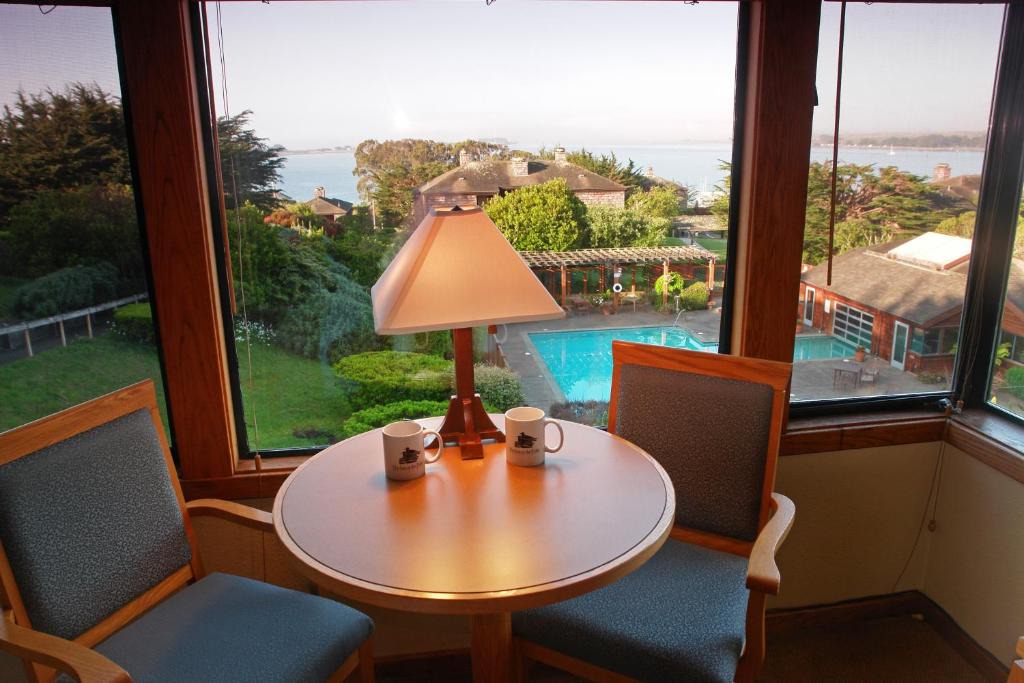 Bodega Bay Hotel | The Inn at the Tides