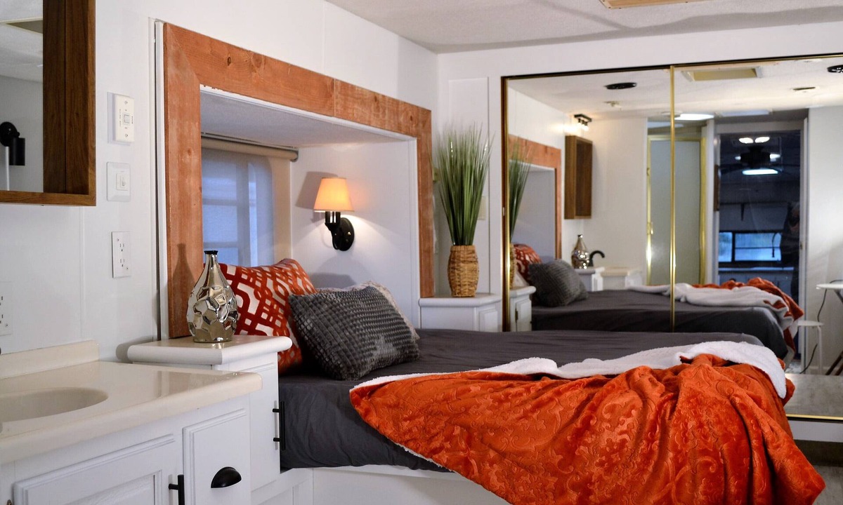 Spring Valley House | The NOT So Tiny "TINY HOUSE 2."