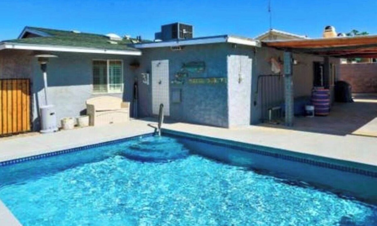 Havasu Foothill Estates House | The Rusty Road Runner-Spacious 4-bedroom house in superb Lake Havasu City