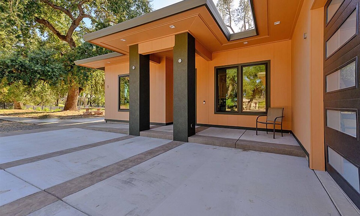 Pacheco House | Three Bedroom with private river access