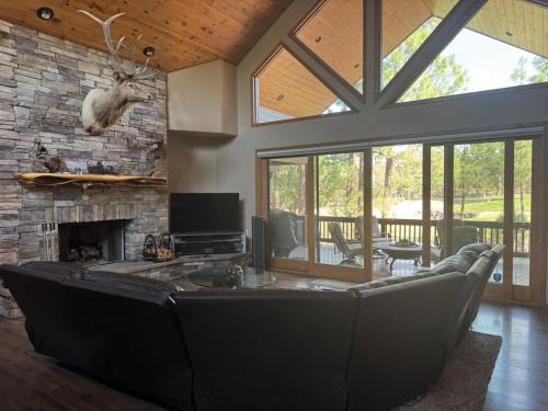 Torreon House | Torreon Getaway on the Greens with hot tub, 4 bedrooms, sleeps 10