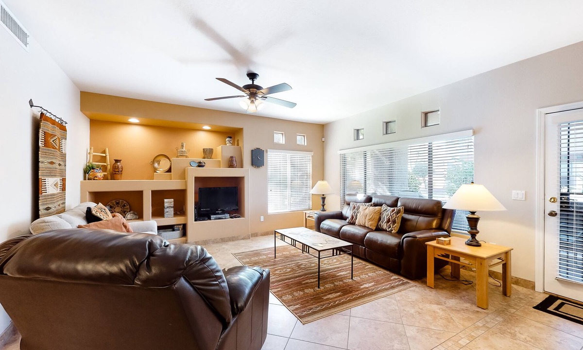 Rancho Vistoso Condo | Updated first-floor condo near pool, hot tub & BBQ area