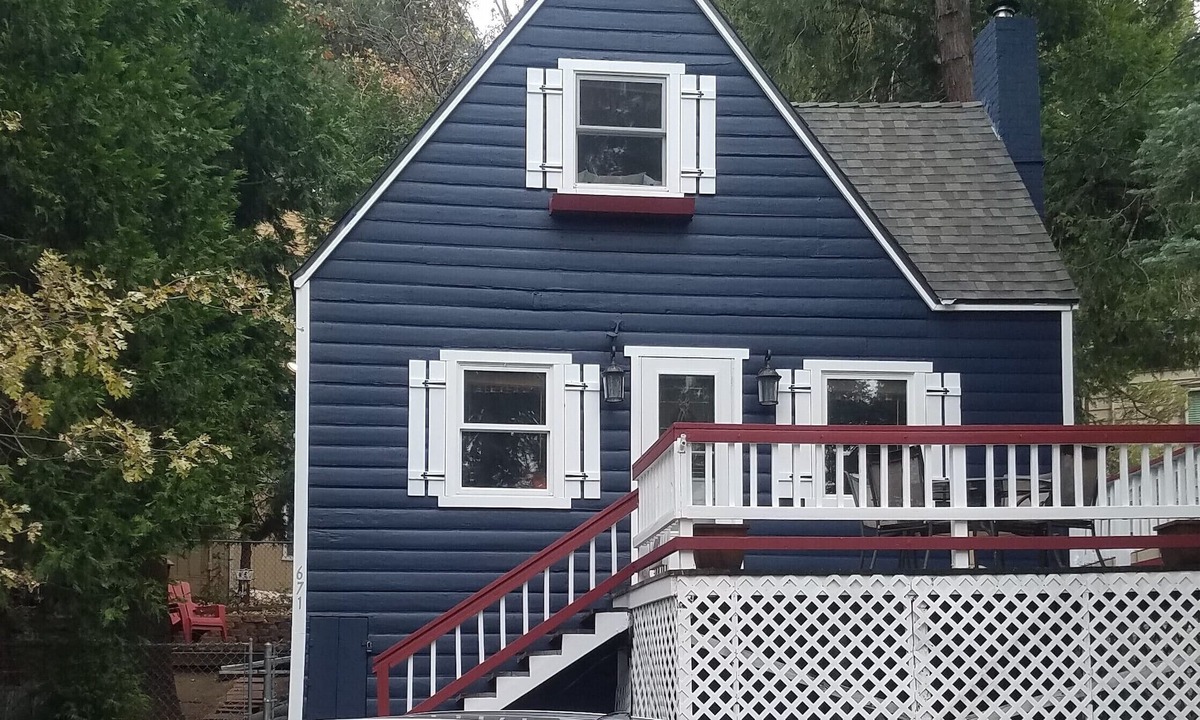 Arrowhead Villas Cabin | Very Special for the Holidays Restored/Updated Vintage Lake Arrowhead 1938 Cabin