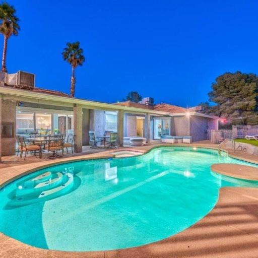 Las Vegas Villa | Villa Ellington, Exclusive 11BR Estate with Private Pool