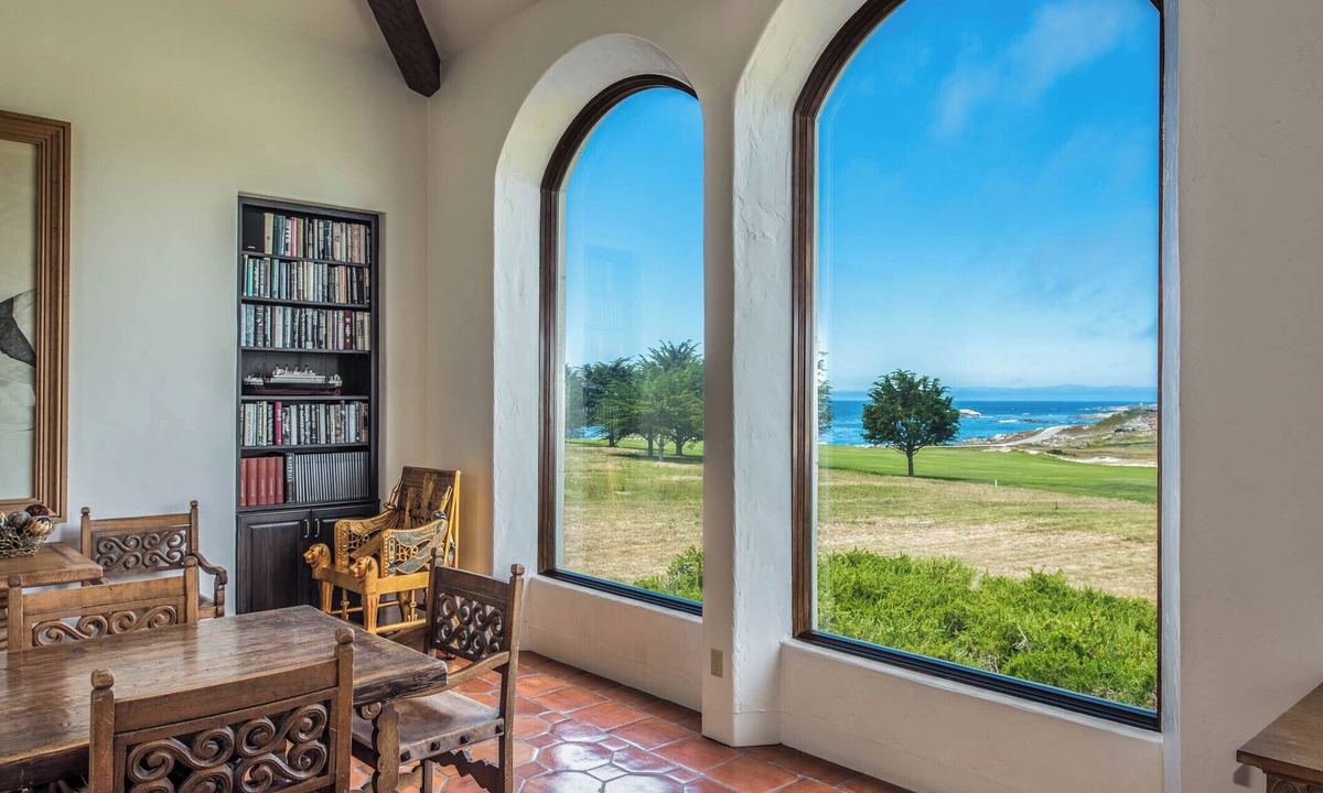 Pebble Beach House | Warm and welcoming single-level home in the heart of Pebble Beach