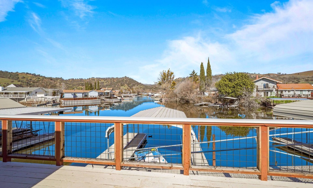 Wilbur Springs House | Waterfront Lake House w/Hot Tub, Private Dock & Game Room -Sleeps 9