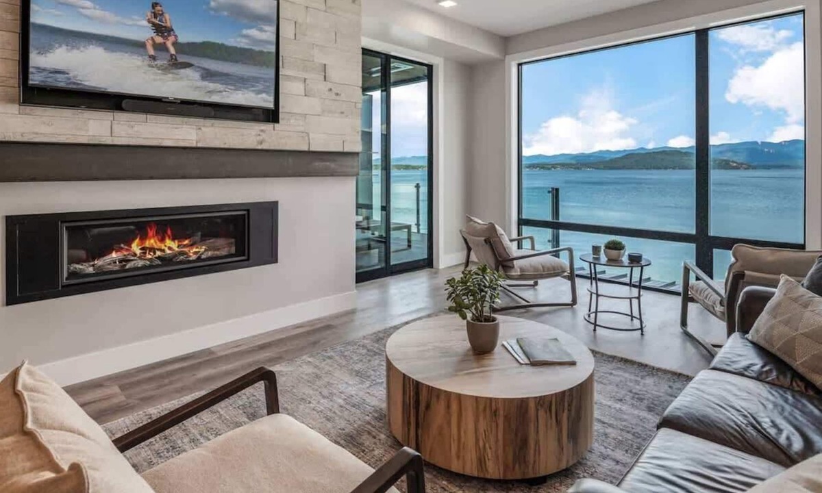 Sandpoint Condo | Waterfront Views, Spa & Serenity | Rooftop Bar