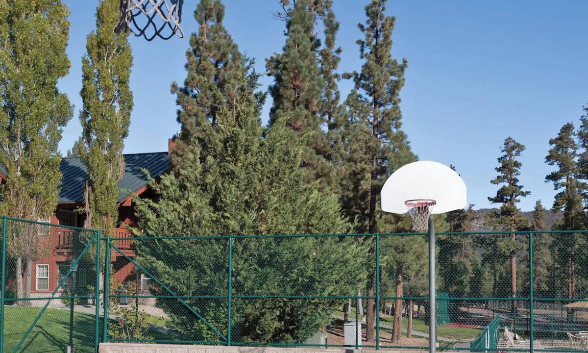 Fox Farm Resort | Worldmark Big Bear December 18-25, 2023