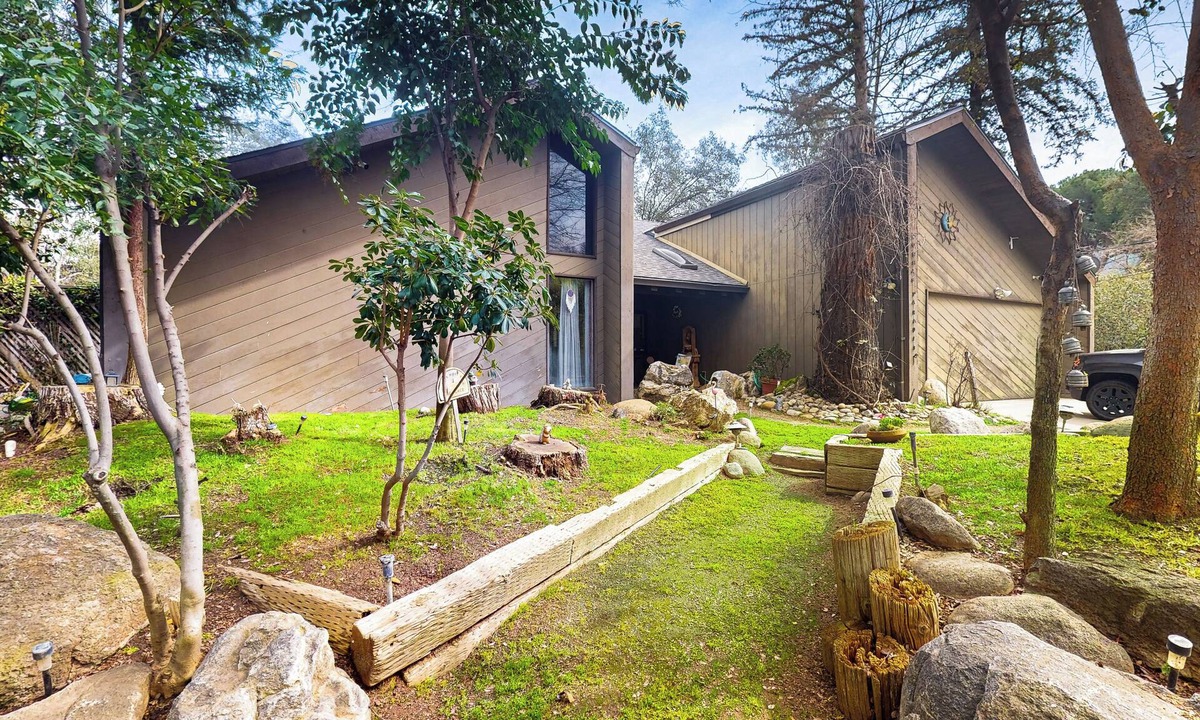 Three Rivers House | Yard & Patio: Quiet & Well-Stocked Riverside Home