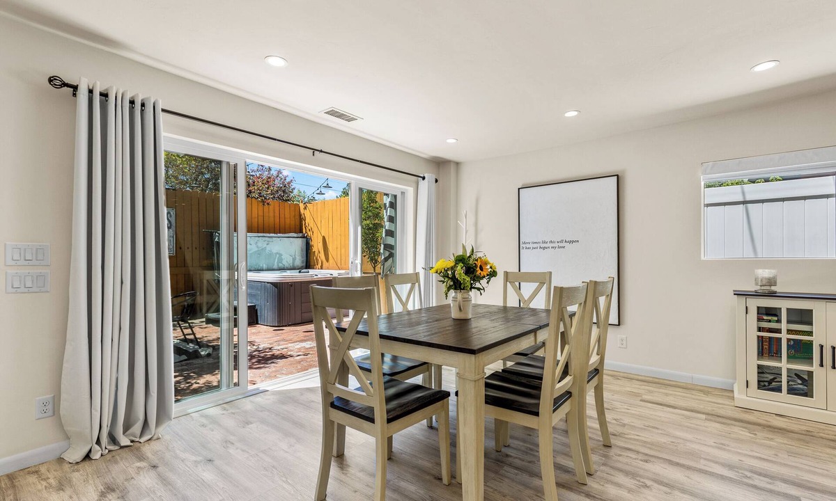 Flagstaff House | Your Winter Solitude Quiet Escape Hot Tub Snowbowl & Downtown Walks