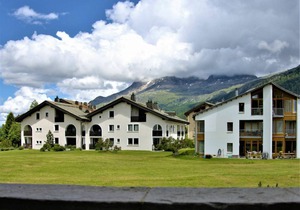 70 m² Apartment ∙ 2 bedrooms ∙ 4 guests in Sils im Engadin/Segl