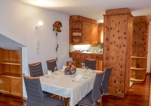 80 m² Apartment ∙ 2 bedrooms ∙ 4 guests in Sils im Engadin/Segl