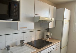 Arcachon - Central 2-Bed Apartment with Terrace and Parking in Arcachon