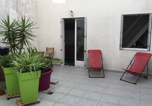 Central Apartment with 2 Bedrooms in La Rochelle, Close to Shops and Transit in La Rochelle