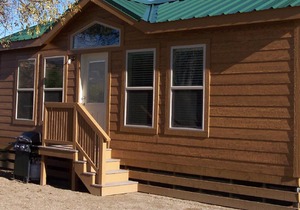 Idyllwild Camping Resort Cottage in Idyllwild