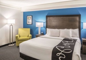 King Bed, Non- Smoking at La Quinta Inn & Suites by Wyndham Phoenix Chandler in Phoenix