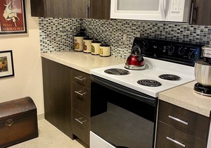 Palm Springs Condo Minutes from Downtown