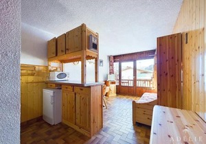 Studio cosy au pied des pistes, balcon exposé sud, centre-station, idéal pour 4 personnes - FR-1-398-570 in La Rosière