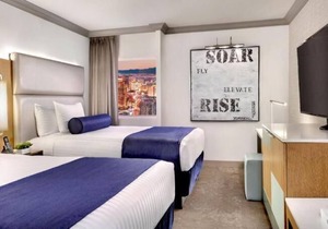 Value Accommodation! 2 Great Units, Pools, Casino, Free Parking, Game Room!