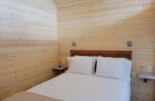 Valle Ski Chalet | 076 Tiny Home nr Grand Canyon South Rim Sleeps 8