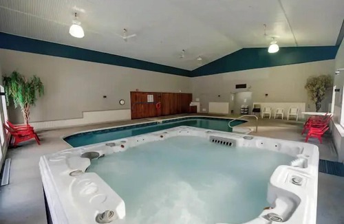 Beaupre Condo | 1-304 : Superior Studio - sleeps 4.