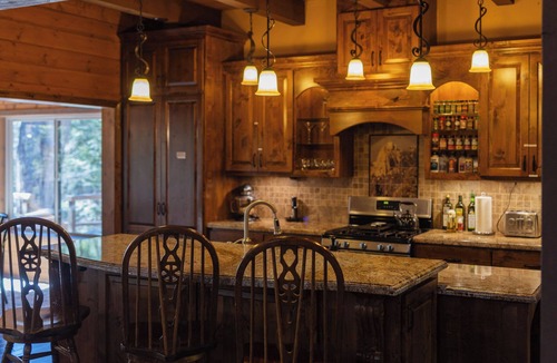 Idyllwild Cabin | 1.5-acre creekside estate! Features a new yoga deck, Sundance spa, 3 King suites, AC & walk to town.