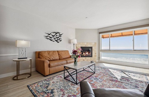 Carlsbad Village Condo | 1 Bedroom Condo on the Sand!