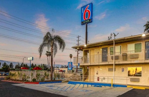 San Bernardino Apartment | 1 King Bed|Non-Smoking,Mini Fridge