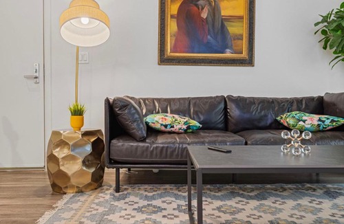 Downtown Apartment | 11 Best Walk location of SM