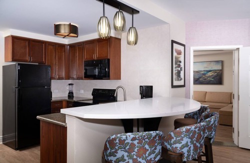 Las Vegas Resort | 2-bedroom Luxury Resort Royal Tahitian Suite