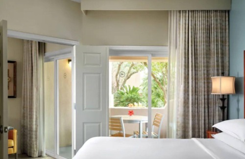 North Scottsdale Resort | 2 bedroom Sleeps 8 at the Sheraton Desert Oasis