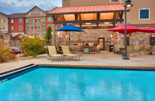 Midvale Condo | 2 Bedroom Suite | Access to a Heated Pool + Hot Tub | Free Breakfast Buffet
