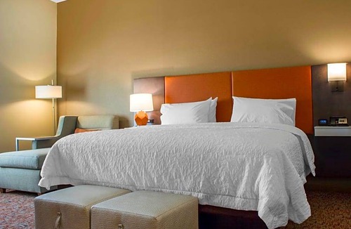 Parker Hotel | 2-Star Hotel ∙ Hampton Inn Parker, AZ