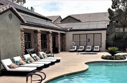 Silverado Ranch Apartment | 20% OFF THIS Cozy Comfy Condo in Vibrant Las Vegas!