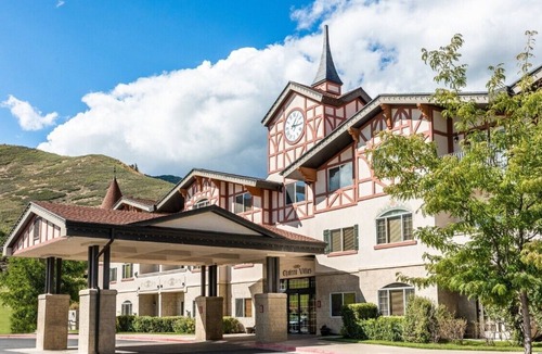Zermatt Condo | 2070 | Remodeled 2Q Near Park City | Pool/Hot Tub