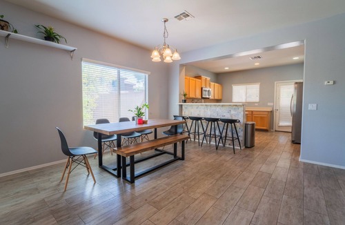 Anthem at Merrill Ranch House | 3-bedroom 2 bath 1 office fully furnished Florence House