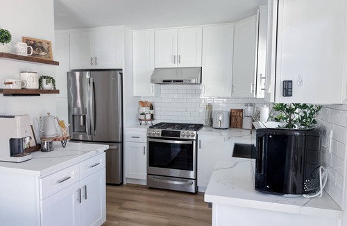 Glendora House | 3 bedroom & 2 bathroom home in Glendora, CA with a pool and spa/hot tub