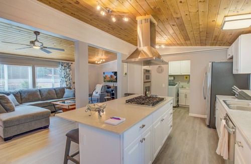 West Sedona House | 3-bedroom house in Sedona, Red Rock views, AC, Firepit, Deck, Close to Trails