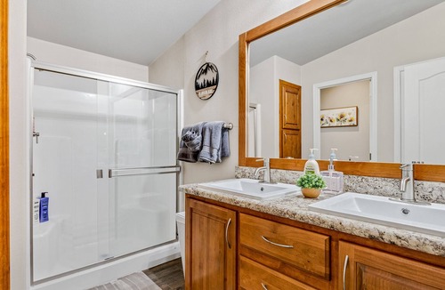 Parks House | 3 Bedroom Mountain Home in the Pines