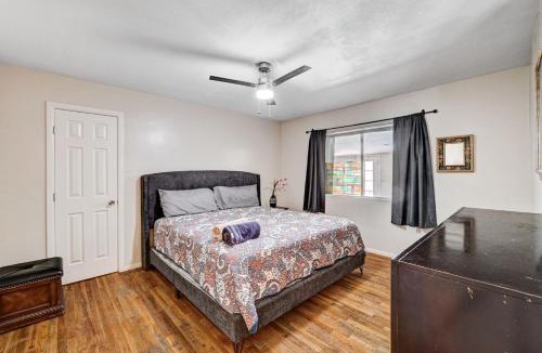 Rancho Oakey House | 3 Bedrooms house in Marvelous Las Vegas