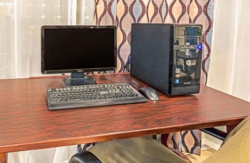 Downtown Tucson Hotel | 3 Comfortable Accommodation Close to University of Arizona! W/Pool Access!