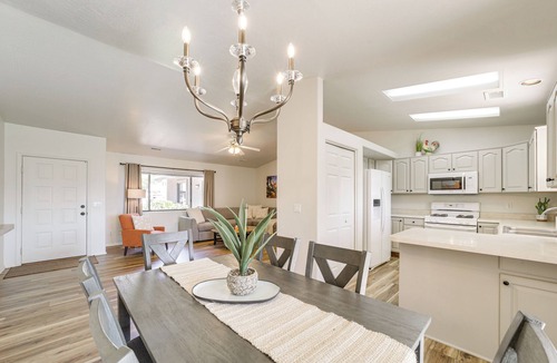 Cottonwood-Verde Village House | 3 Mi to Old Town Cottonwood: Sunny Home w/BBQ