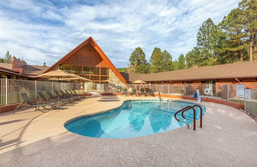 Kohls Ranch Apartment | 3 Units | Tranquil Mountain Stay with Outdoor Pool Near Scenic Rim Hiking