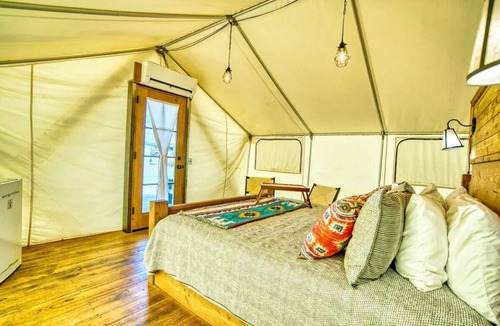 Camp Verde Hotel | 320 Safari Luxury Tent - Couples Getaway,30 Min. to Sedona, No pets