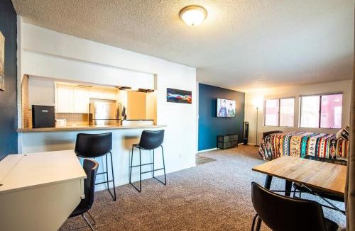 Casa Grande House | 33 Avenida Pool View Studio new to market Avenida king bed ds