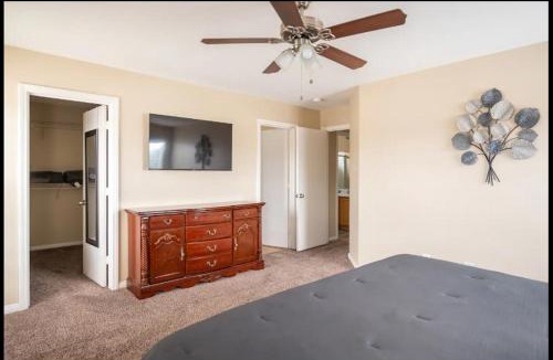 Sunrise Manor House | 4 bedroom North Las Vegas with pool