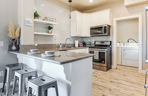 Greenehaven House | 4 Mi to Lake Powell: Retreat w/Game Room!